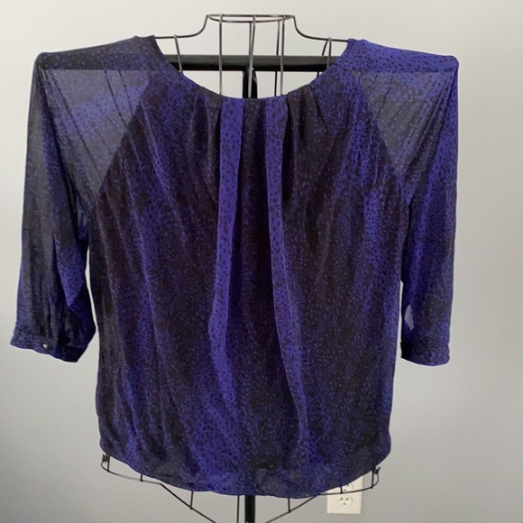 Blouse - Picture 2 of 5